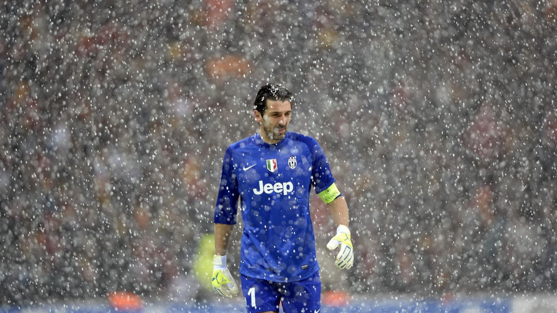 绝境中的英雄，卡瓦哈尔压力下完成爆发，助尼斯全面压制哥伦比亚