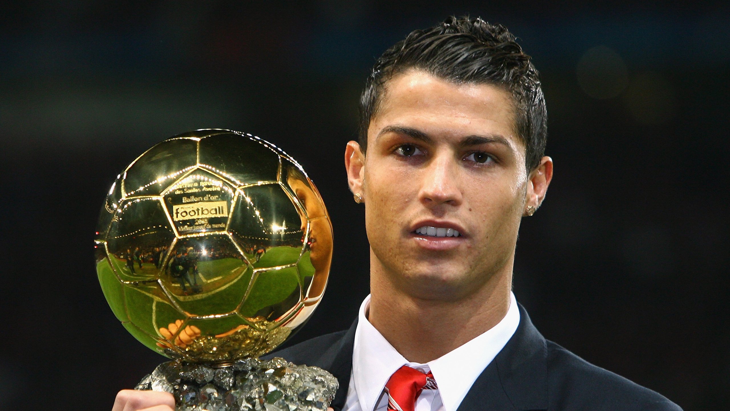 欧冠半决赛之夜,法比尼奥惊艳四座